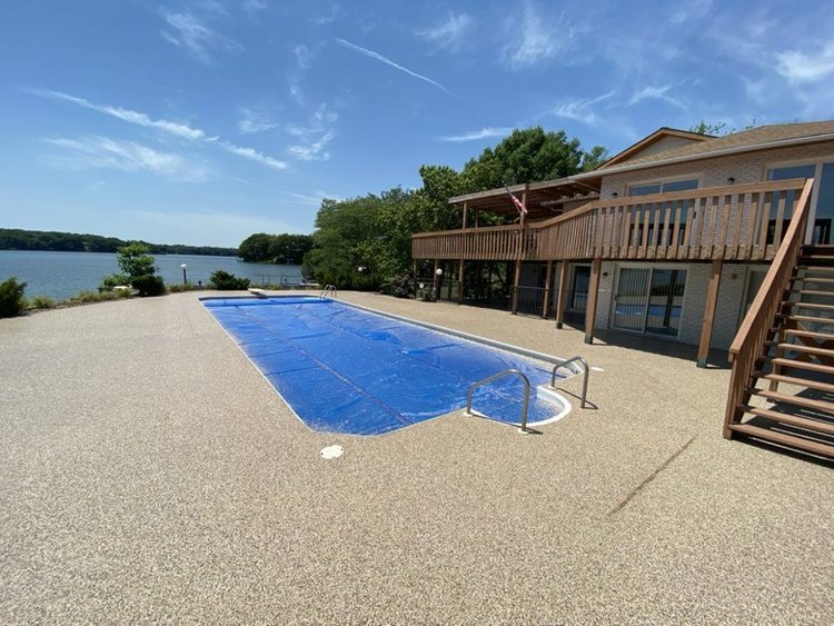 Pool Deck Concrete Coating 9